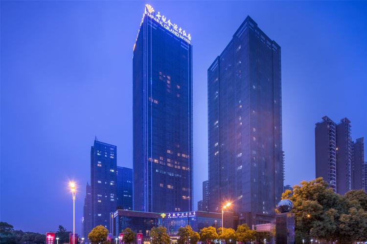 扎根江淮，铸就酒店管理标杆——专访安徽省世纪金源大饭店管理法人代表陈扬
